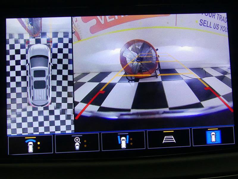 Used 2024 Buick Enclave Premium image 11