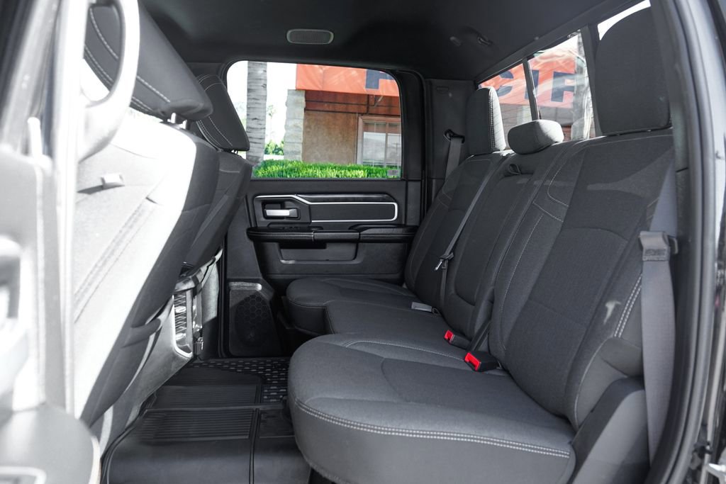 Used 2021 RAM 2500 Big Horn w/ Level 2 Equipment Group AWD/4WD image 34