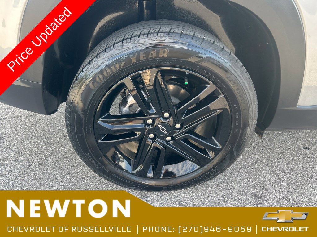 Used 2024 Chevrolet Trax ACTIV w/ Driver Confidence Package FWD image 41
