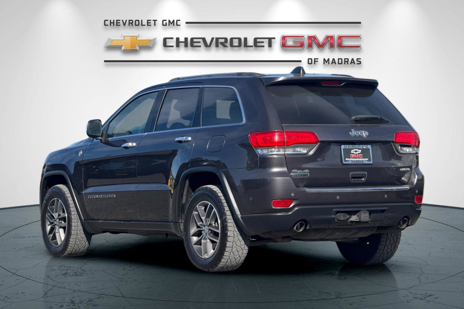 Used 2018 Jeep Grand Cherokee Limited w/ Luxury Group II AWD/4WD image 5