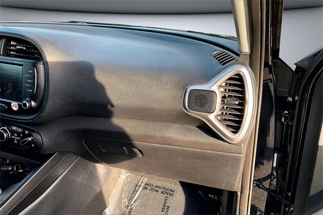 Used 2024 Kia Soul LX w/ Option Group 015 image 24