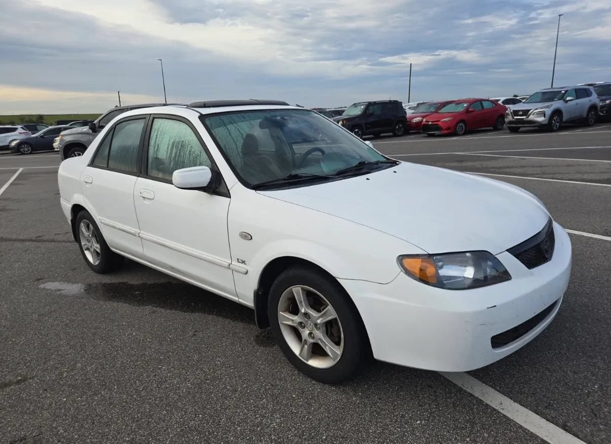 Used 2003 MAZDA Protege FWD image 6