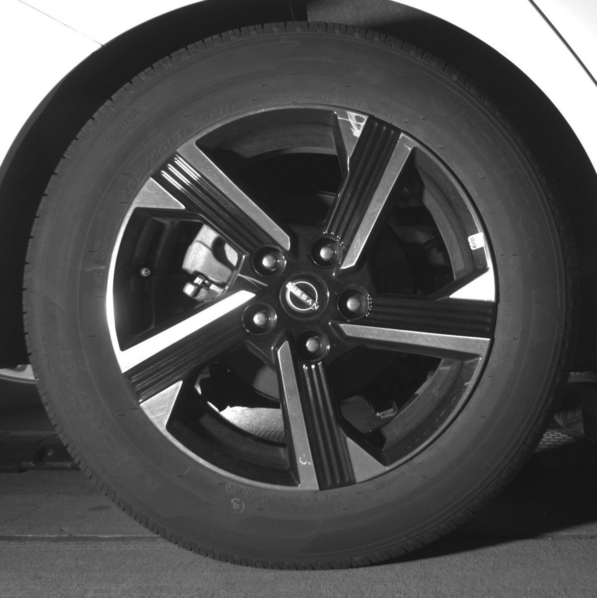 Used 2025 Nissan Sentra SV image 15