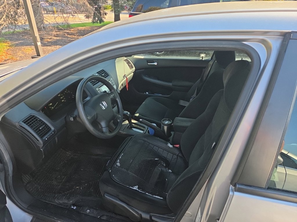Used 2006 Honda Accord VP image 7