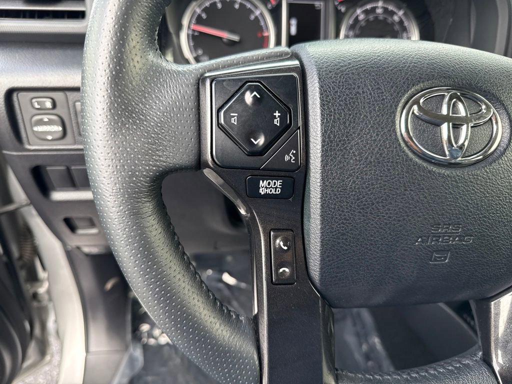 Used 2022 Toyota 4Runner TRD Off-Road Premium image 28