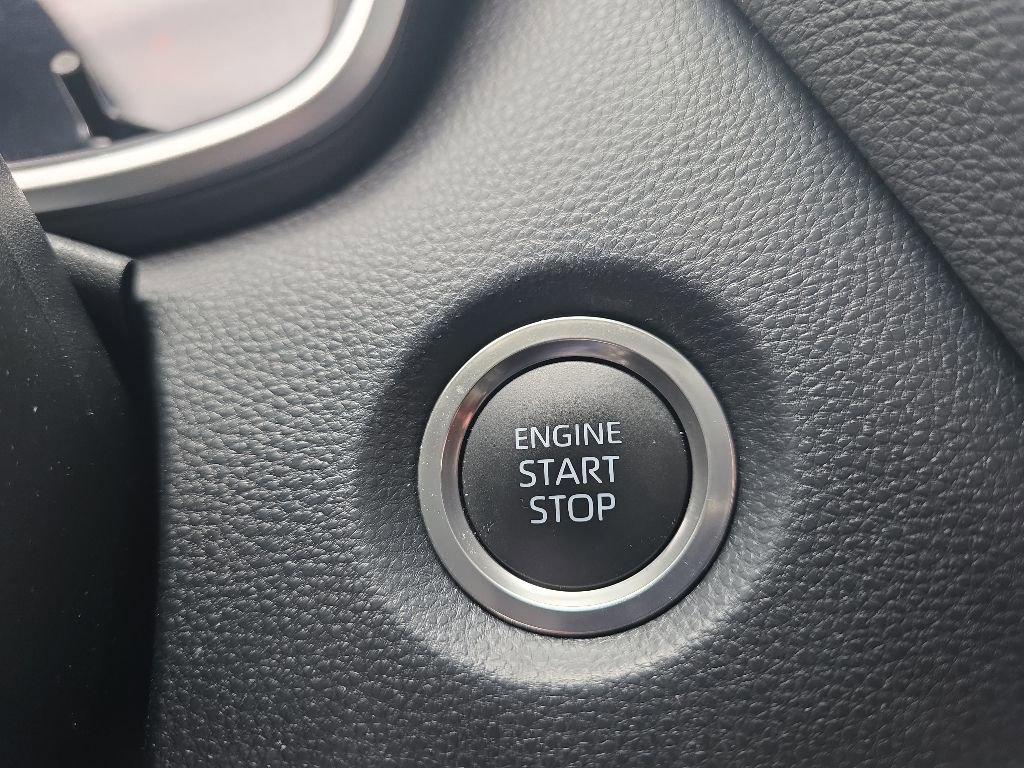 Certified 2025 Toyota Corolla XSE FWD image 22