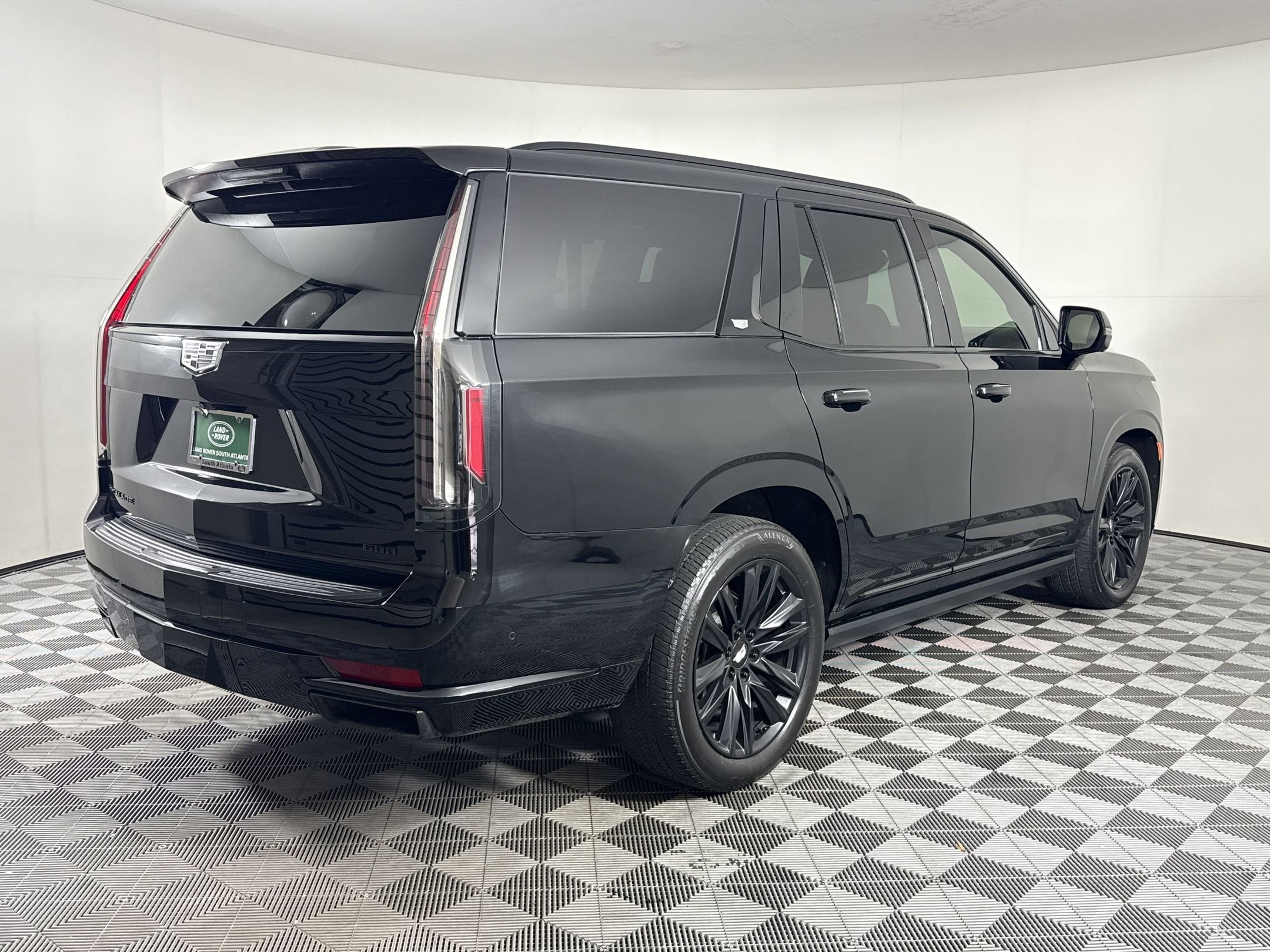 Used 2022 Cadillac Escalade Sport w/ Touring Package image 10