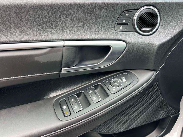 Used 2023 Hyundai Sonata Limited FWD image 15