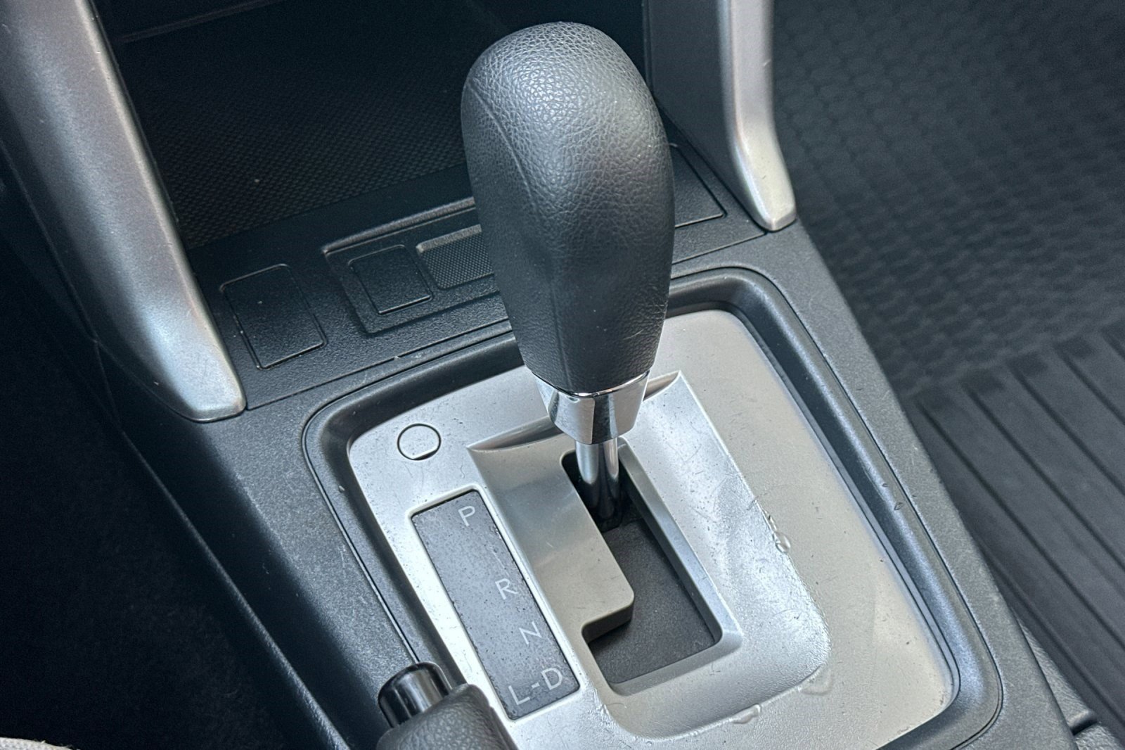 Used 2015 Subaru Forester 2.5i w/ Alloy Wheel Package image 17