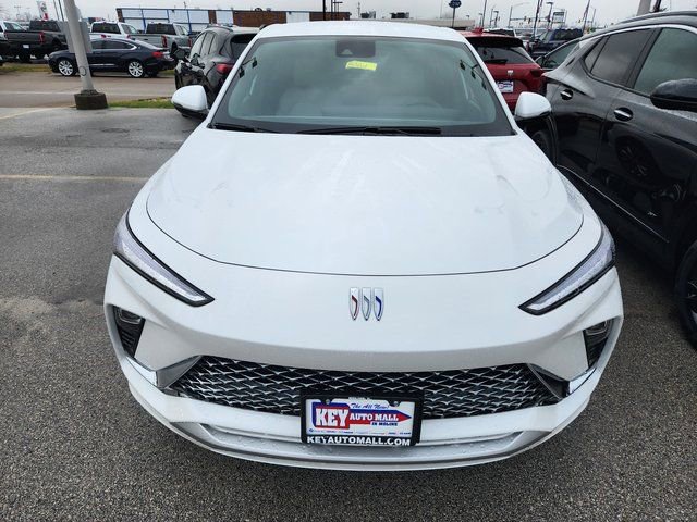 New 2026 Buick Envista Avenir image 2