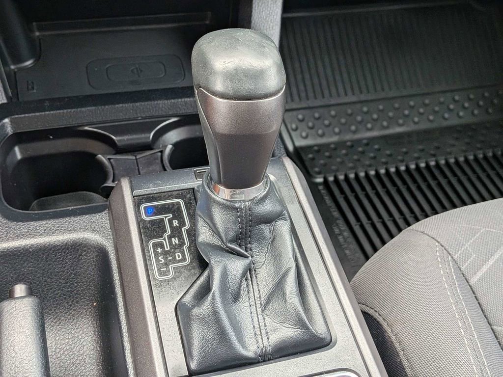 Used 2018 Toyota Tacoma TRD Off-Road image 22