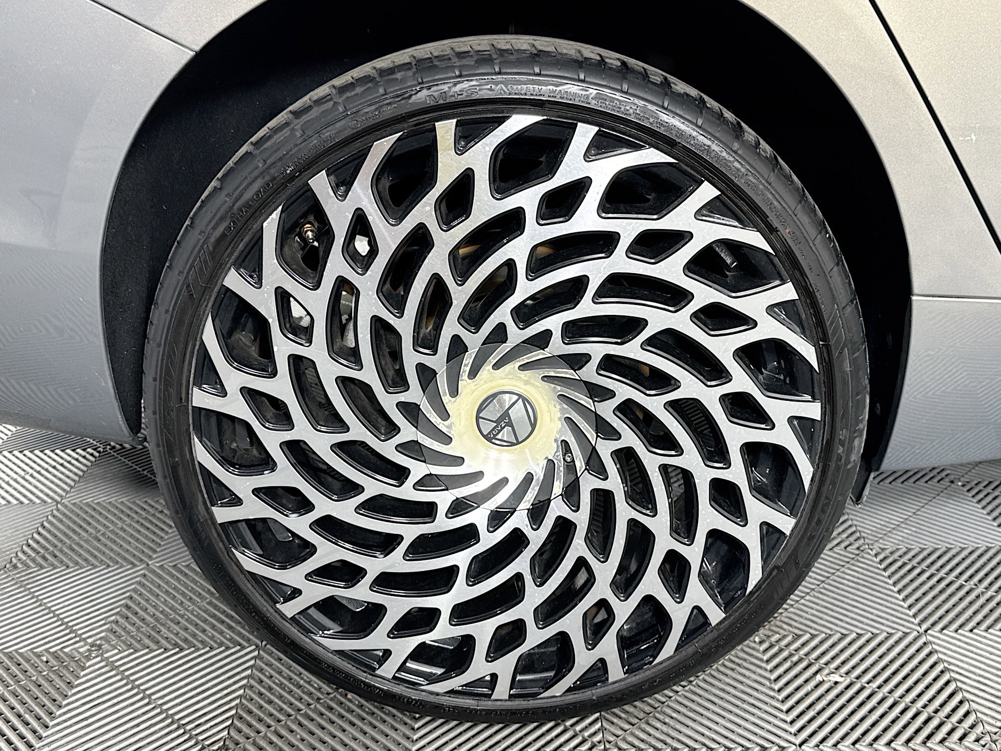 Used 2019 Chevrolet Impala LT w/ Sunroof and Spoiler Package image 58