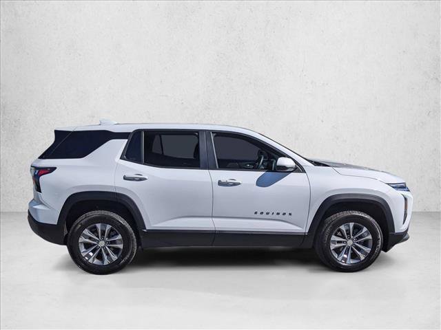 Used 2025 Chevrolet Equinox LT image 4