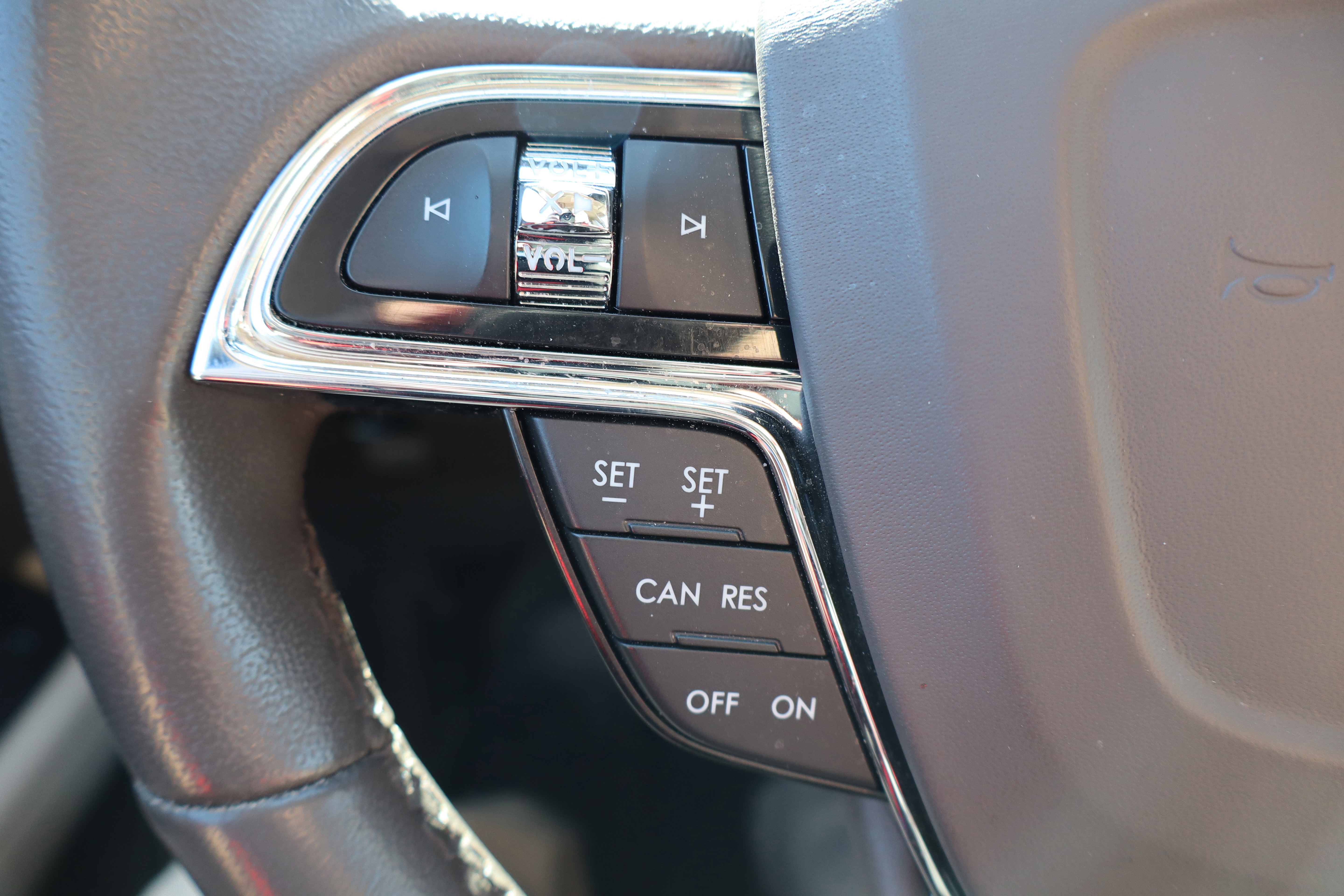 Used 2023 Lincoln Nautilus AWD w/ Premium Package image 16