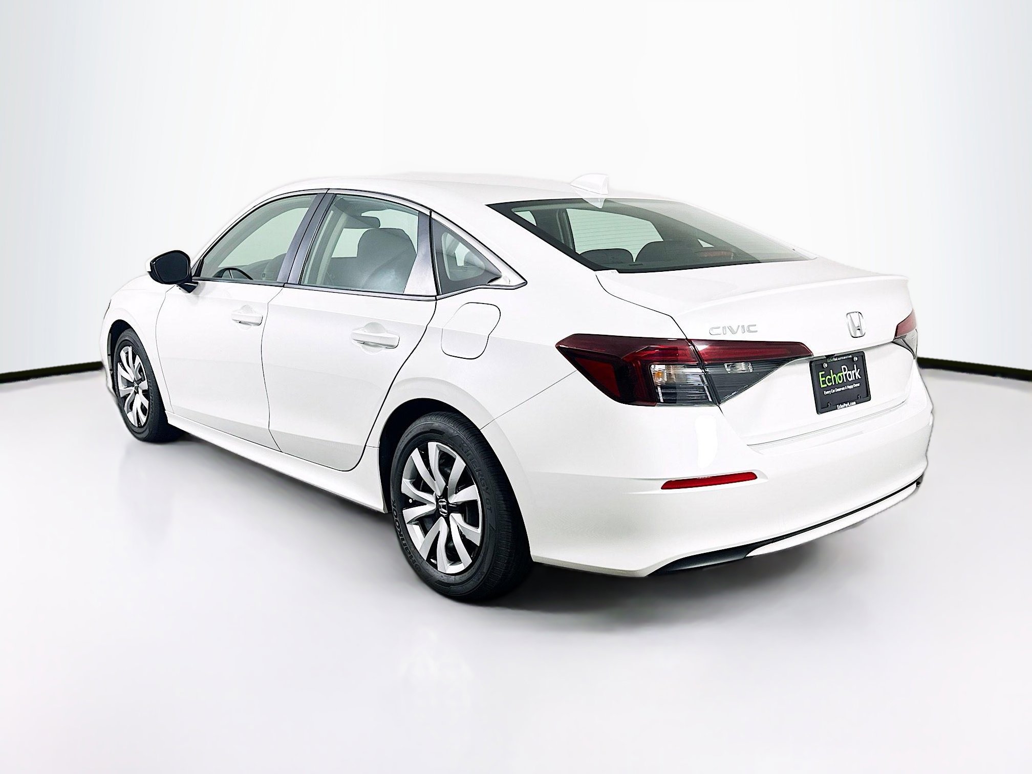 Used 2025 Honda Civic LX image 5
