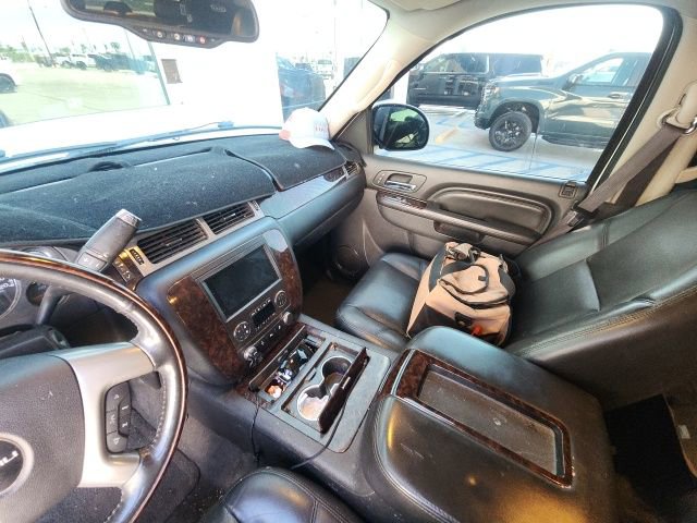 Used 2013 GMC Yukon XL Denali image 14