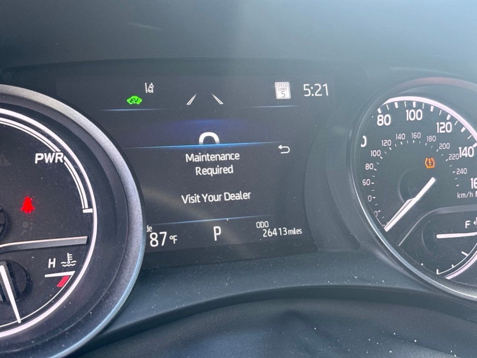 Used 2024 Toyota Camry XSE w/ Navigation Package FWD image 14
