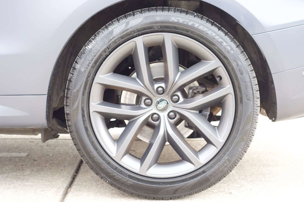 Used 2024 Land Rover Range Rover Sport Dynamic SE image 9