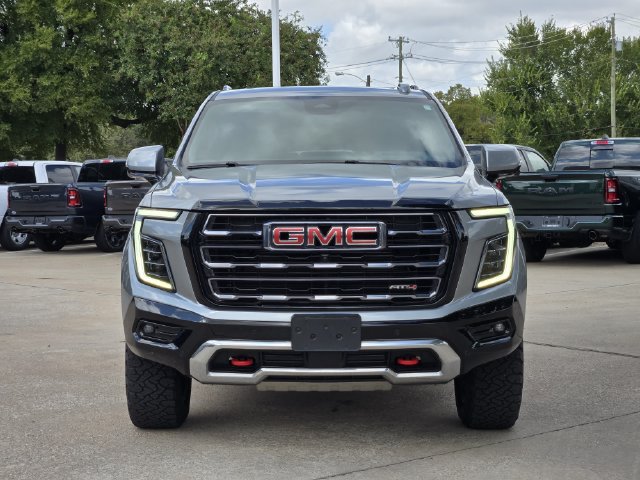 Used 2025 GMC Yukon AT4 w/ AT4 Premium Package AWD/4WD image 2
