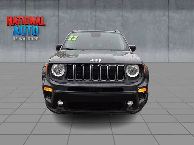 Used 2022 Jeep Renegade Latitude image 3