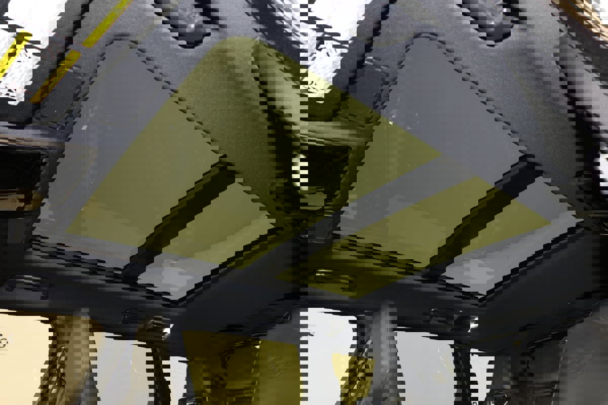 Used 2018 Land Rover Range Rover Sport SVR image 13