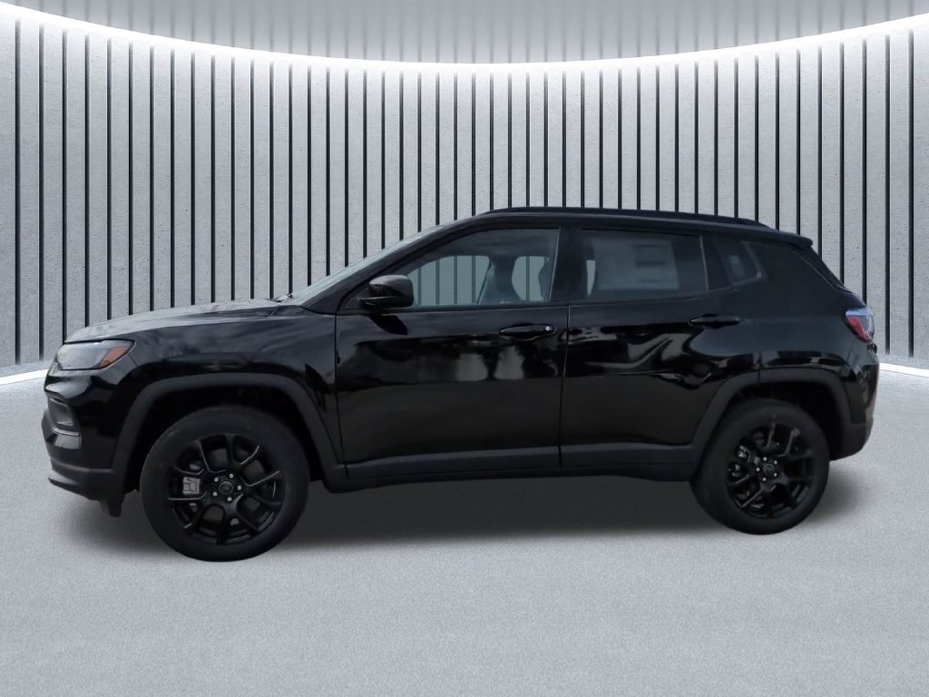 New 2026 Jeep Compass Latitude AWD/4WD image 17