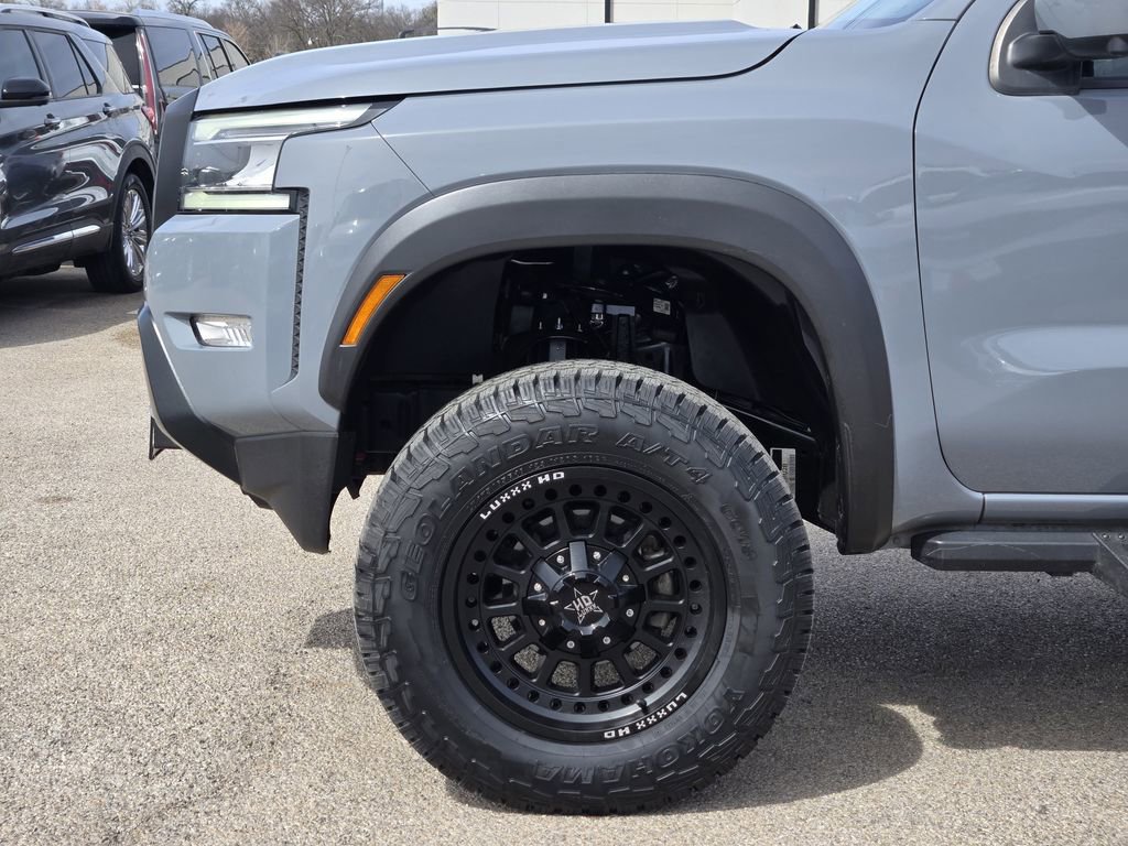 Used 2023 Nissan Frontier Pro-X w/ Pro Convenience Package image 7