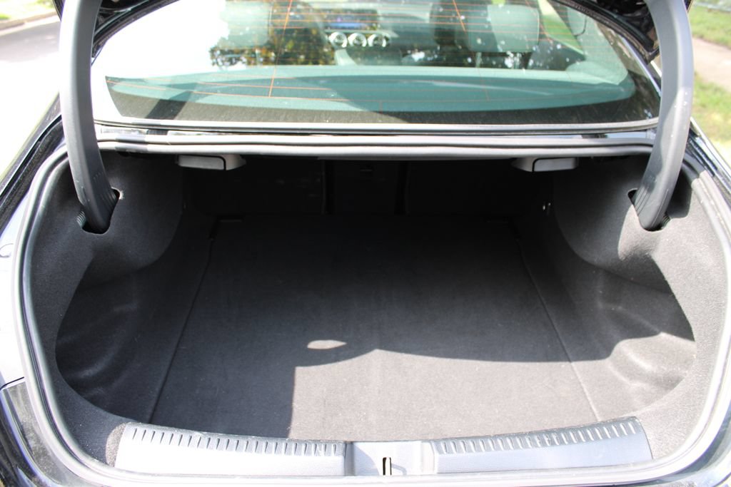 Used 2025 Mercedes-Benz CLA 250 image 33