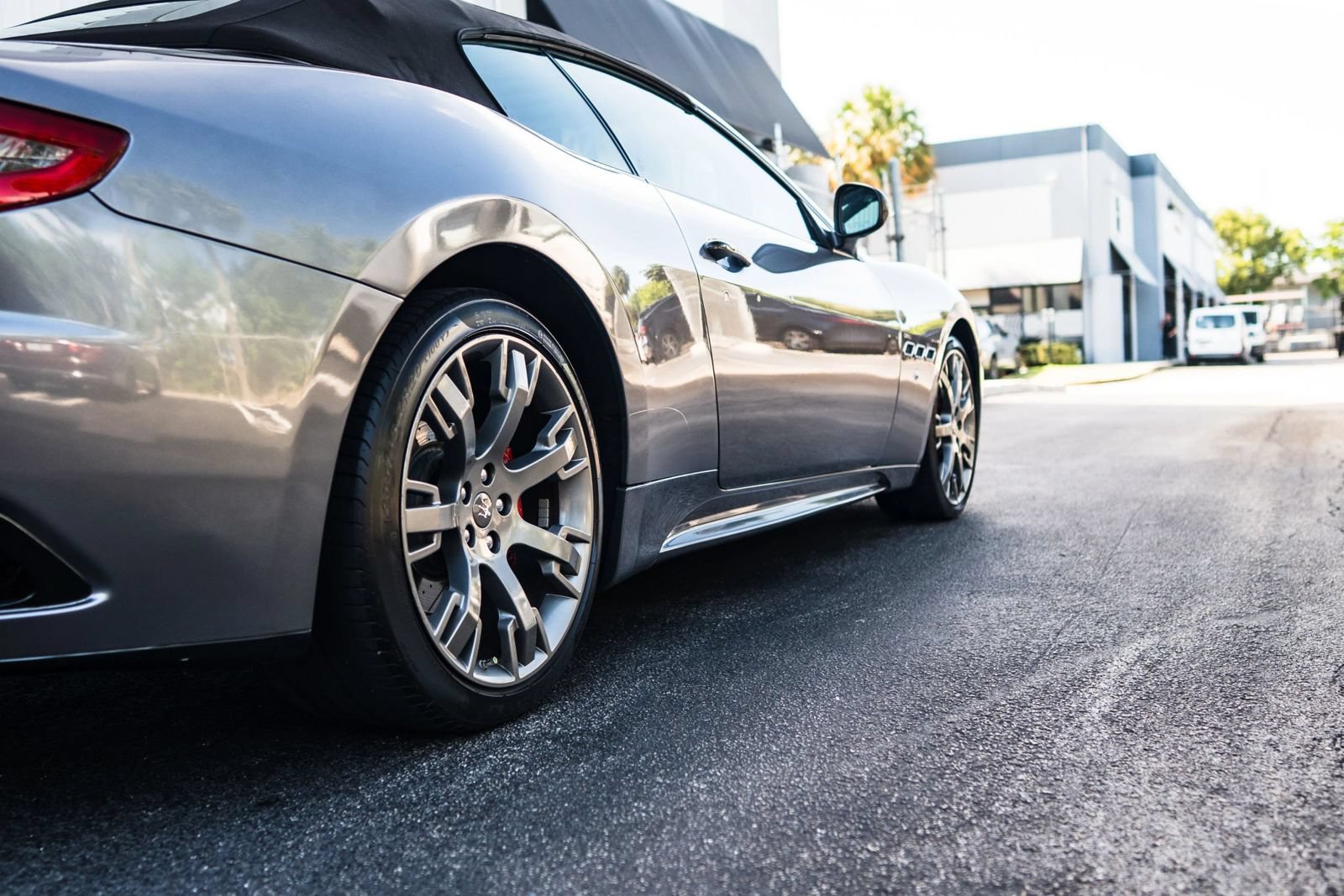Used 2015 Maserati GranTurismo MC RWD image 10