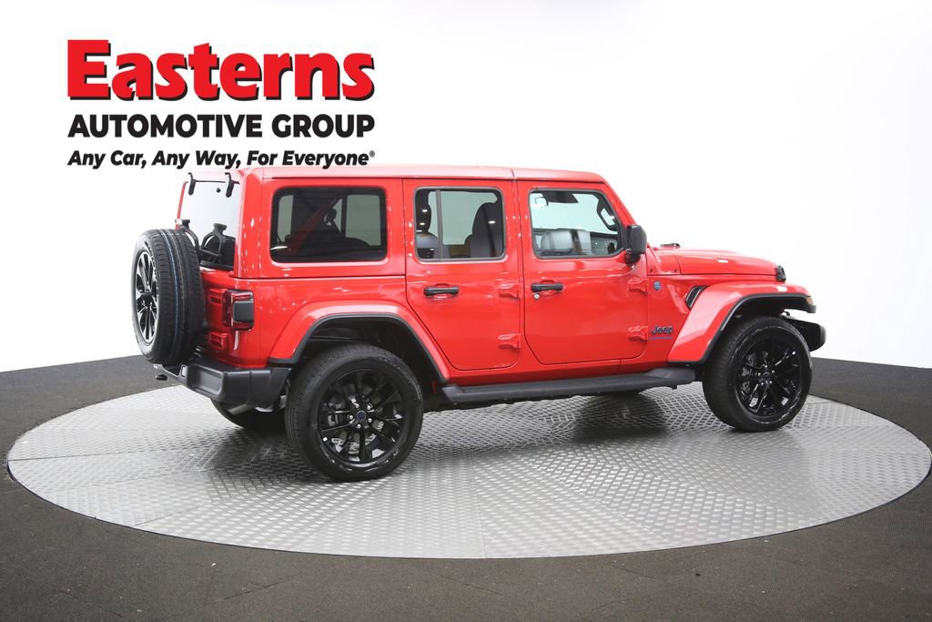 Used 2025 Jeep Wrangler Unlimited Sahara image 42
