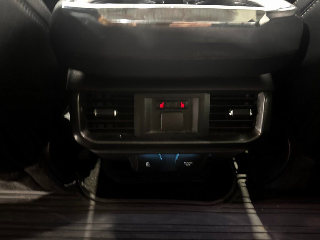 Used 2022 Ford F150 Lariat w/ Equipment Group 502A High image 40