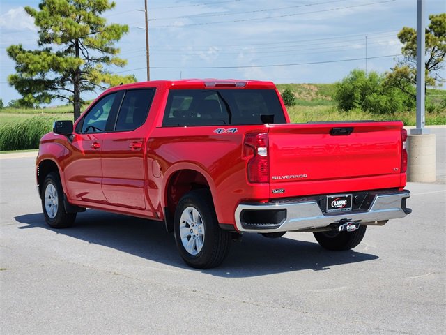 Used 2025 Chevrolet Silverado 1500 LT image 5