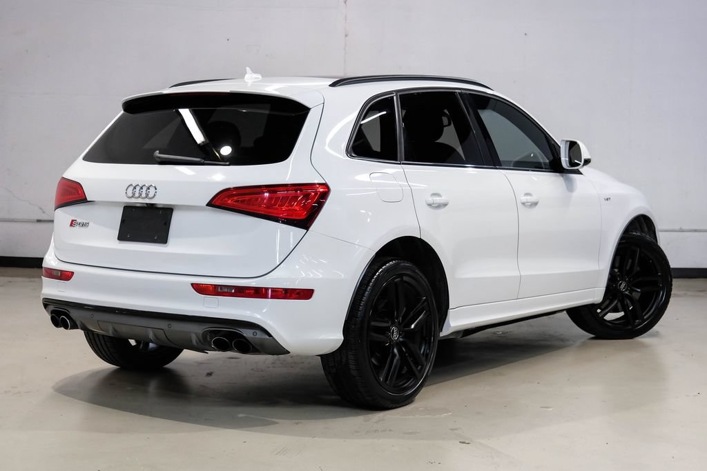 Used 2016 Audi SQ5 Premium Plus w/ Technology Package AWD/4WD image 11