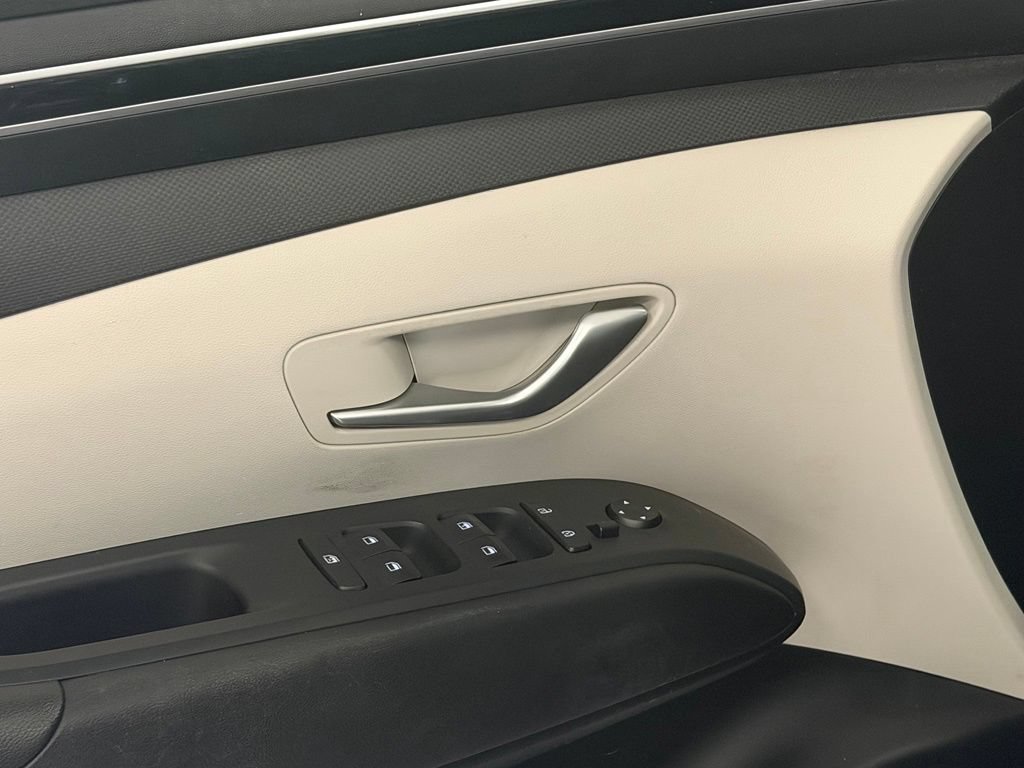 Certified 2023 Hyundai Tucson SE AWD/4WD image 11