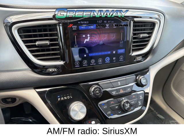 Used 2017 Chrysler Pacifica Touring Plus FWD image 22