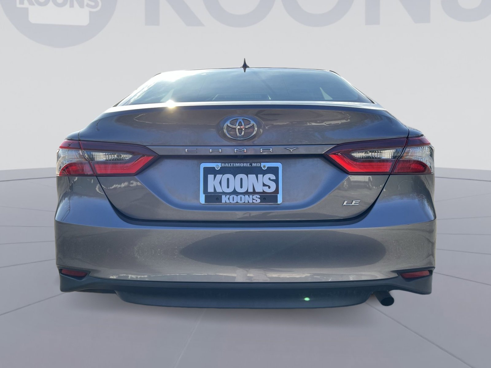 Used 2022 Toyota Camry LE image 5