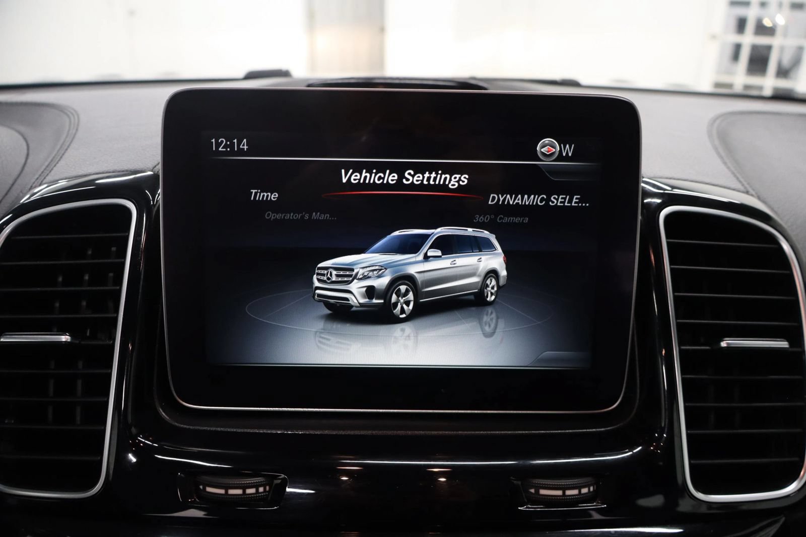 Used 2017 Mercedes-Benz GLS 450 4MATIC w/ Premium Package image 30