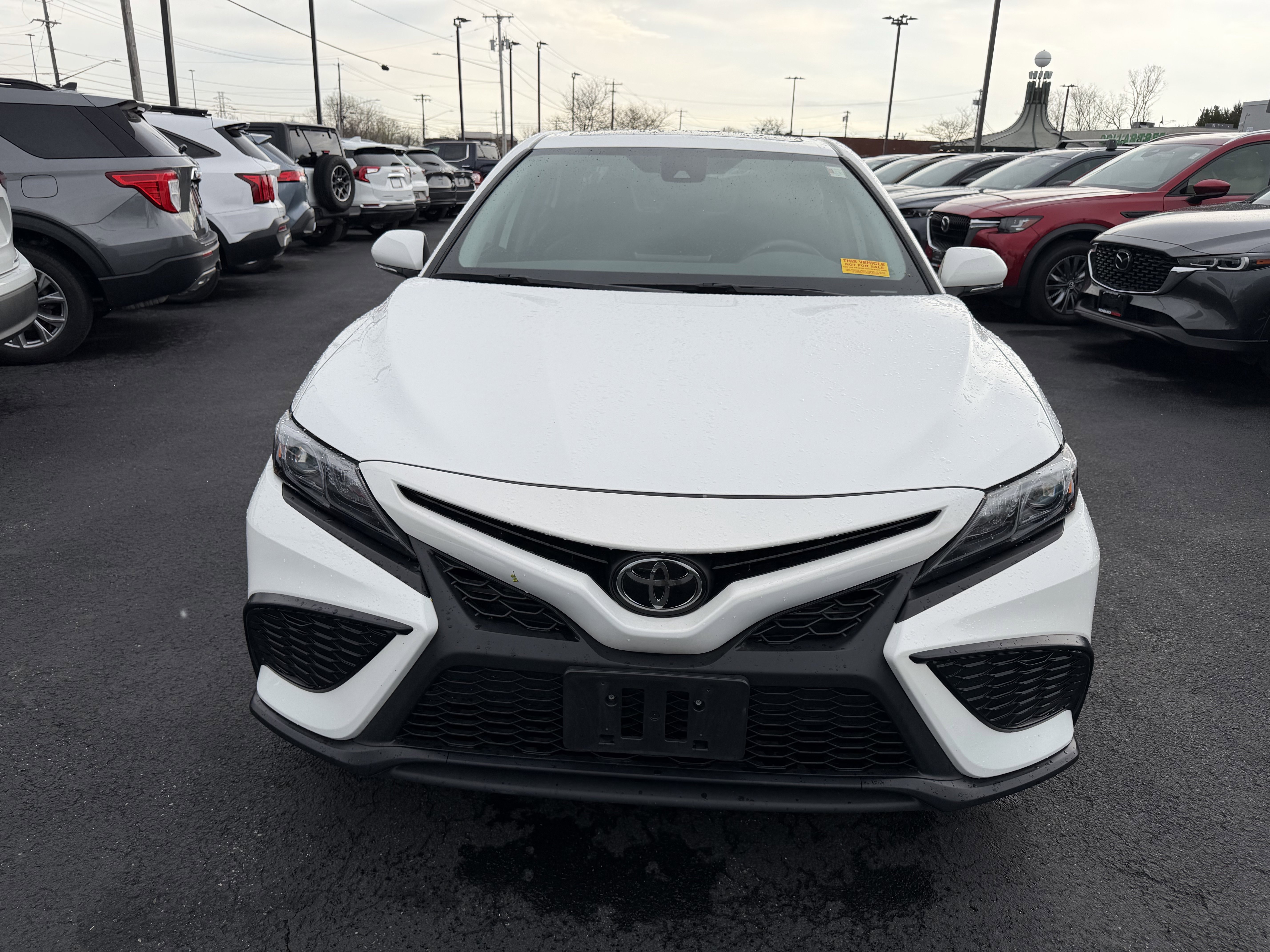 Used 2023 Toyota Camry SE w/ Cold Weather Package AWD/4WD image 3