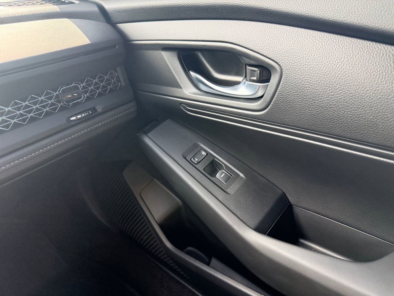 Used 2023 Honda Accord LX image 25