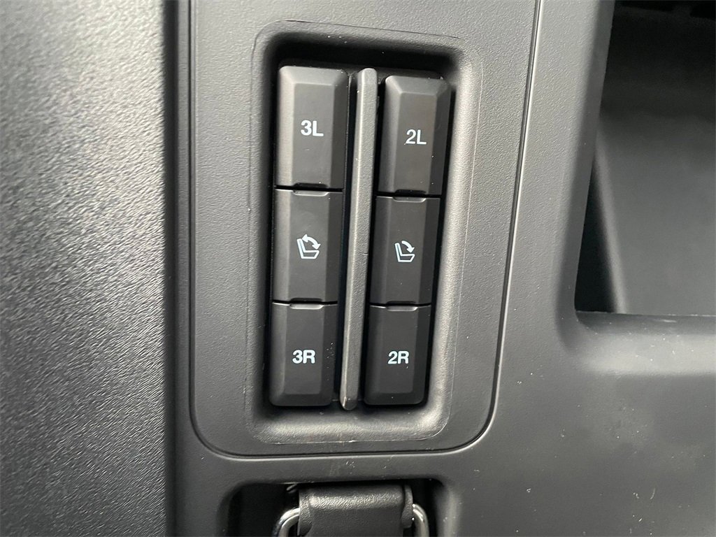 New 2025 Ford Expedition Max Platinum w/ Stealth Performance Package image 10