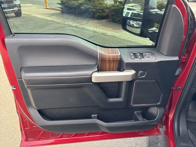 Used 2017 Ford F150 Lariat image 16