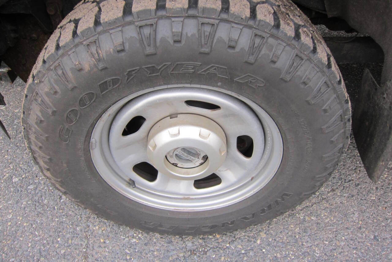 Used 2015 Ford F350 XL w/ Power Equipment Group image 9