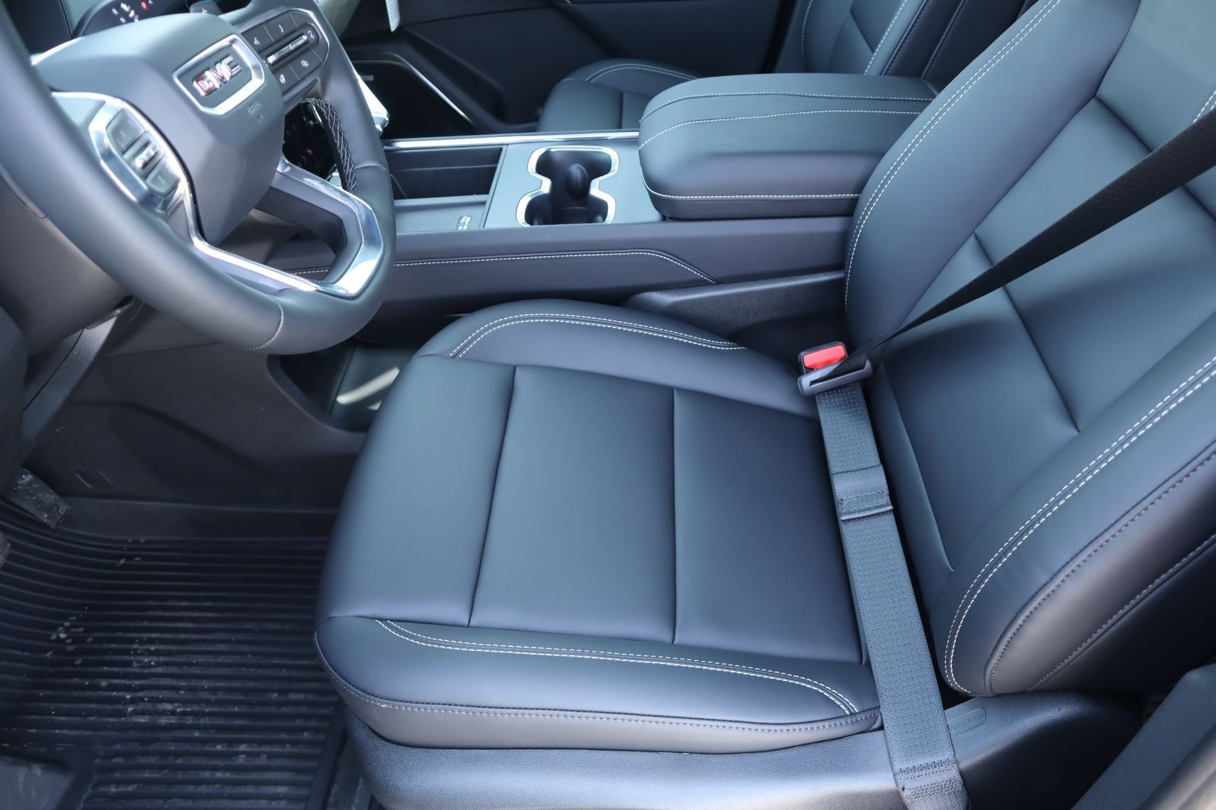 New 2026 GMC Acadia Elevation w/ Super Cruise Package image 10
