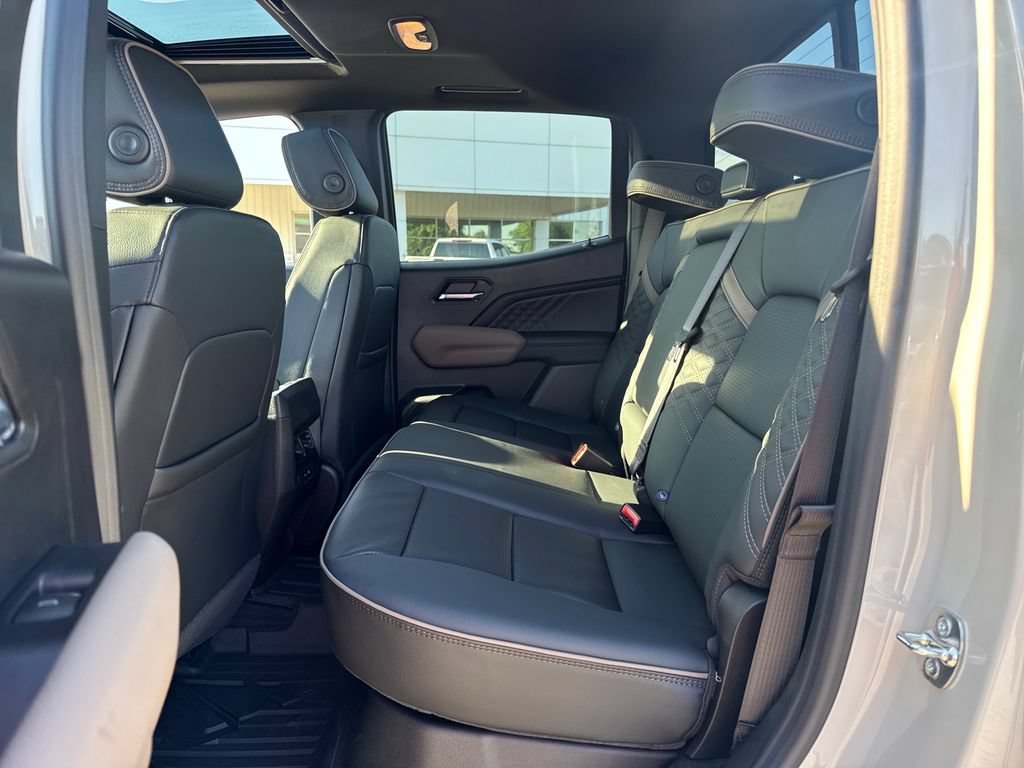 New 2026 GMC Canyon Denali AWD/4WD image 11