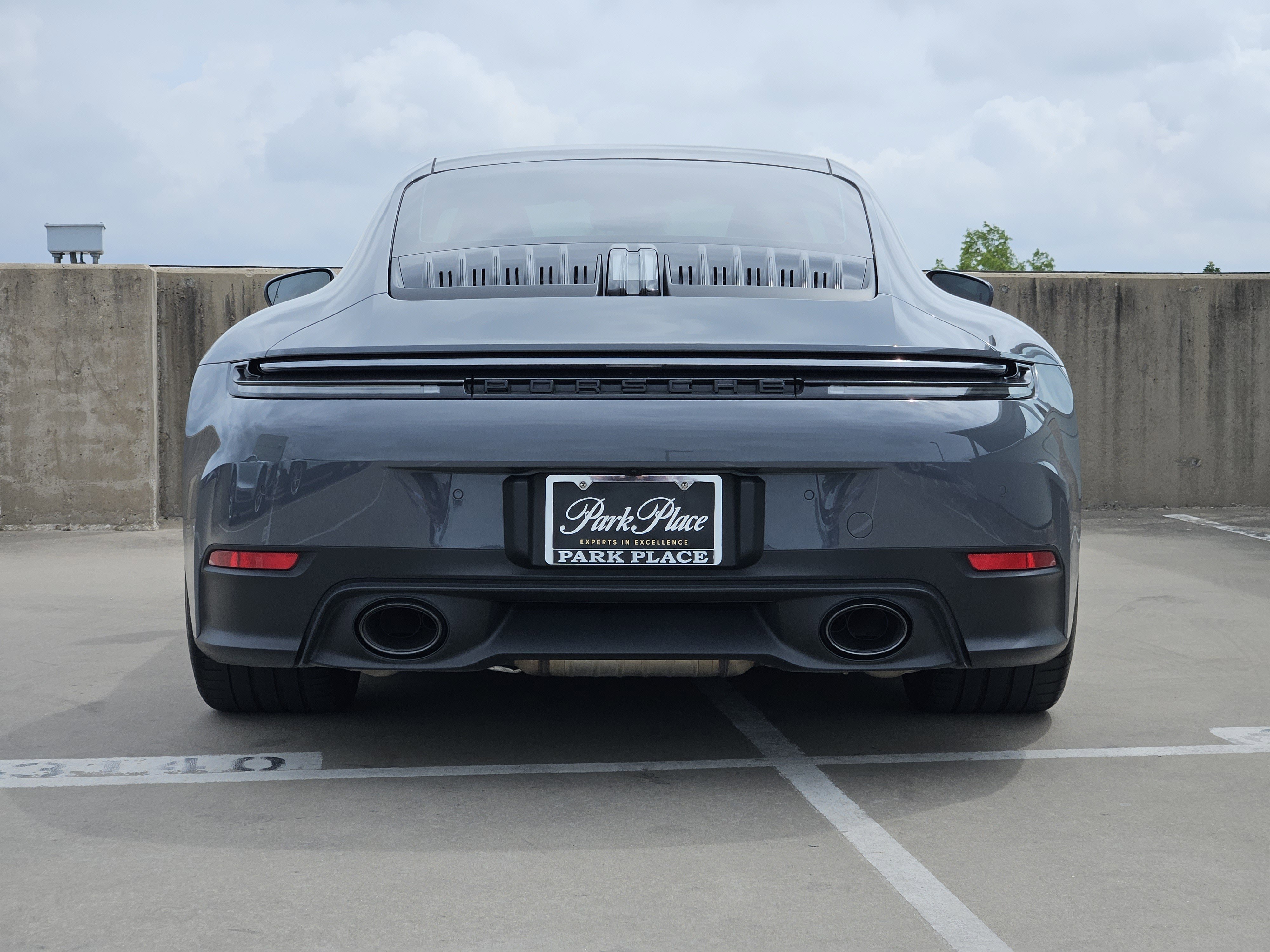 Certified 2025 Porsche 911 Carrera RWD image 7
