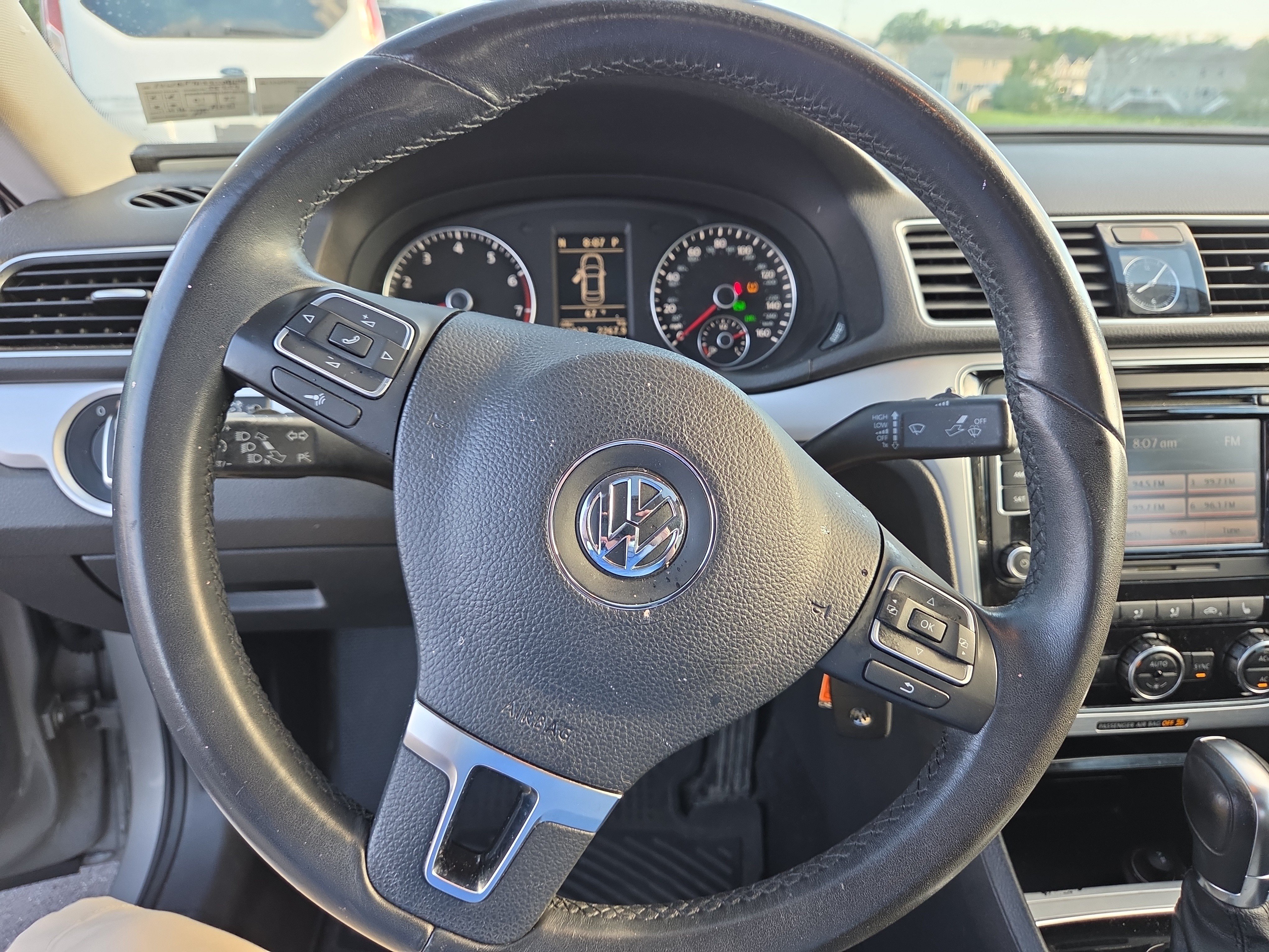 Used 2012 Volkswagen Passat 2.5 SE FWD image 3