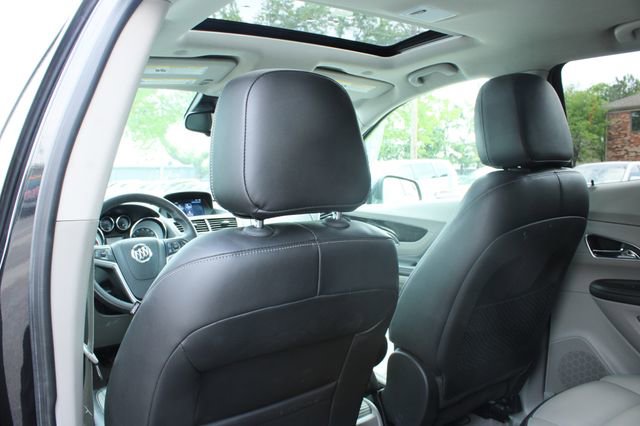 Used 2015 Buick Encore Premium w/ Experience Buick Package FWD image 31
