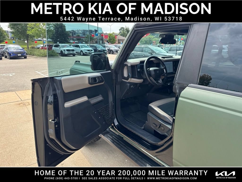 Used 2022 Ford Bronco Wildtrak AWD/4WD image 11