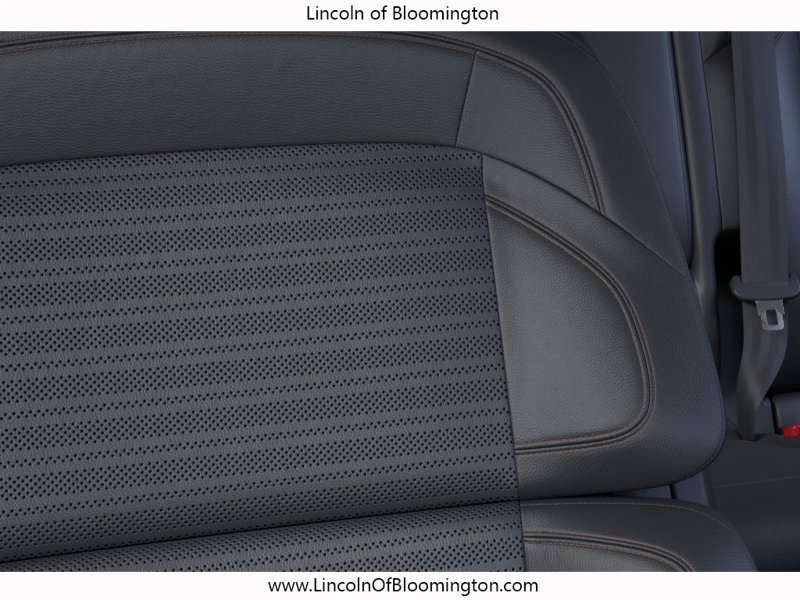New 2026 Lincoln Nautilus Reserve AWD/4WD image 19