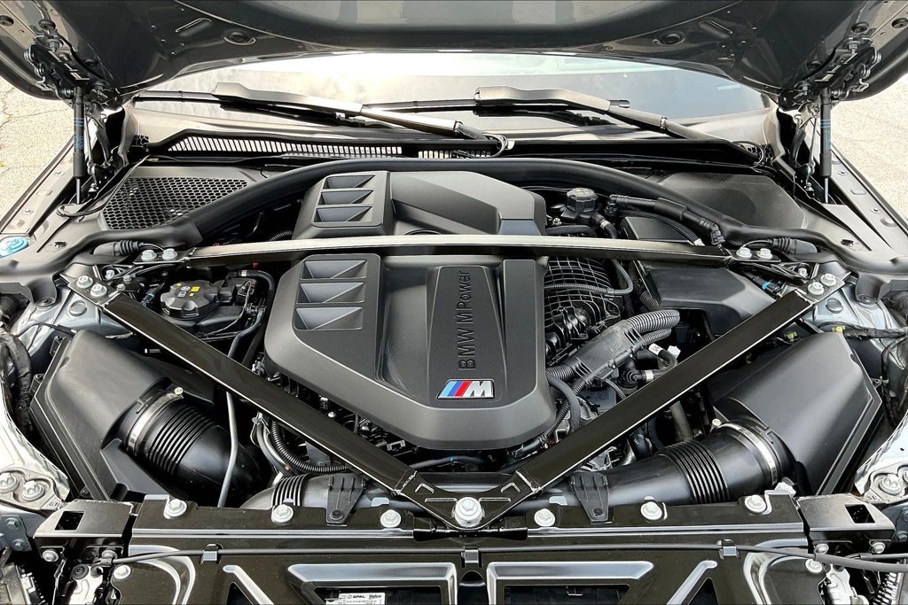 Used 2023 BMW M4 Coupe w/ Executive Package RWD image 29